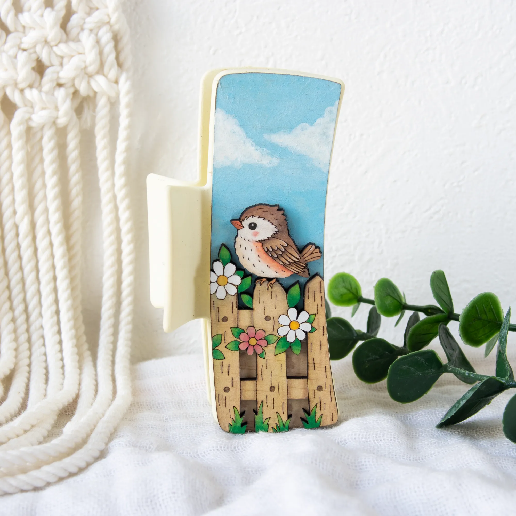 Bird Hair Clip SVG 4.1", Cute Songbird and Flower Fence Claw Clip Design